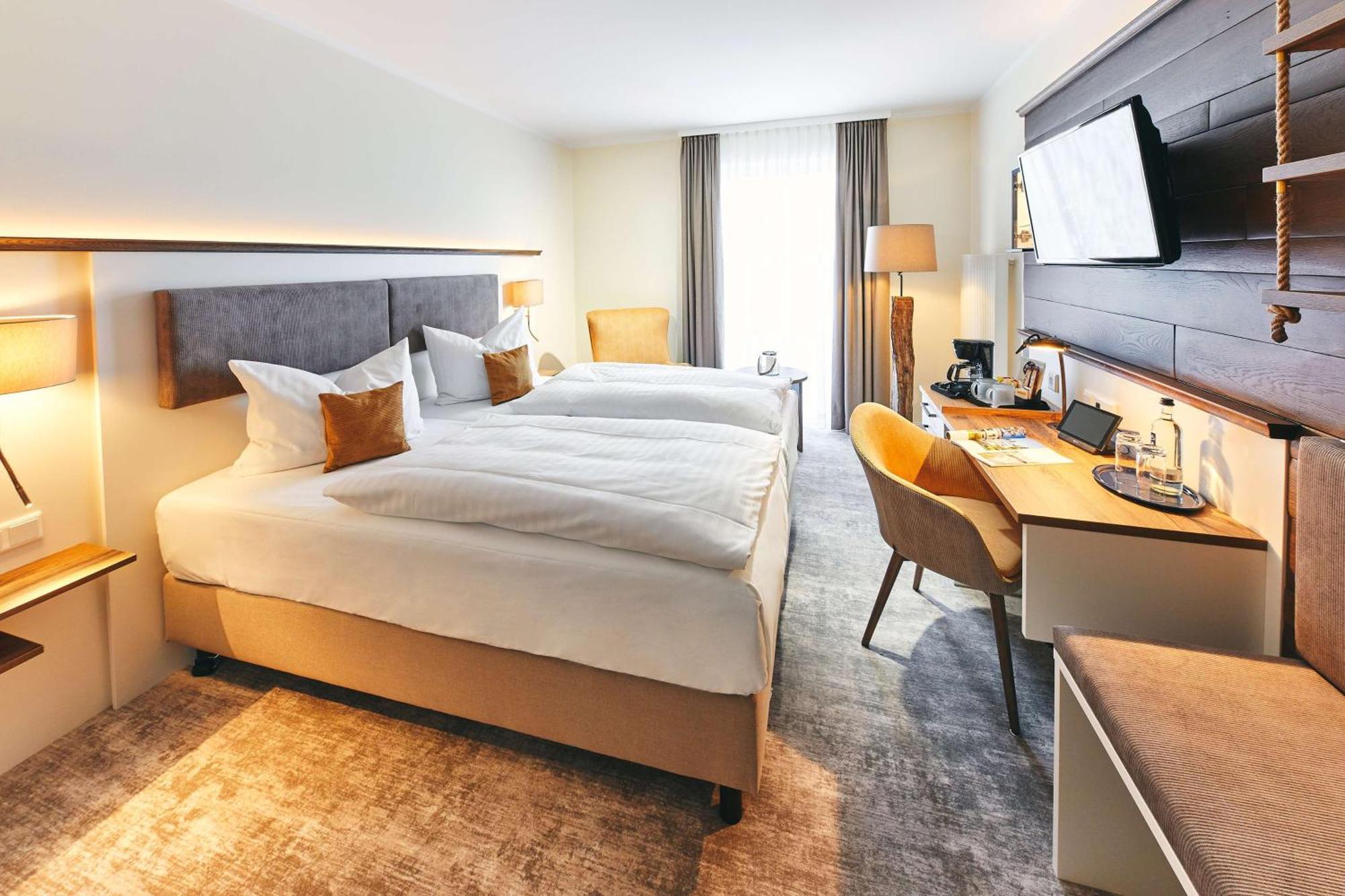 Dorint Strandresort & Spa Ostseebad Wustrow Exterior foto